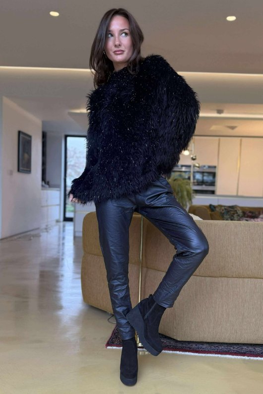 Claudia Shaggy Knit Black